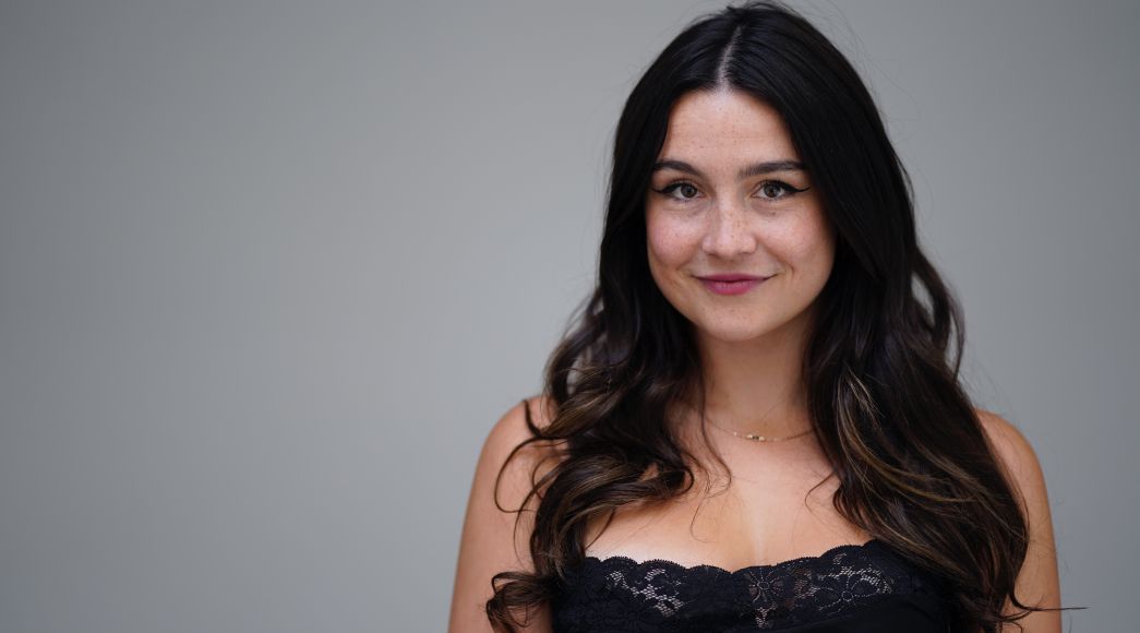 3504 - Olivia DeLaurentis